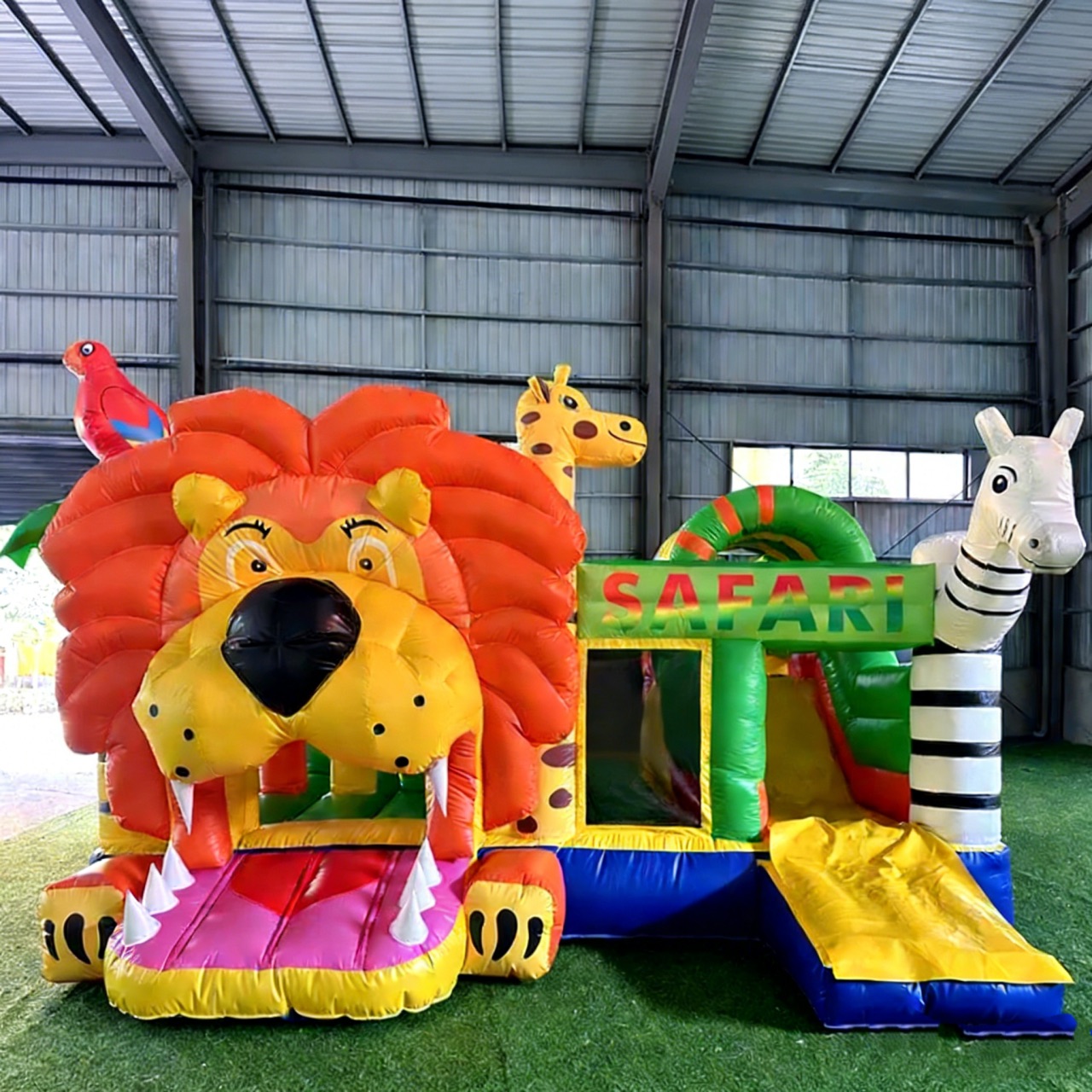 Hüpfburg Multiplay Löwe 5x5x4m